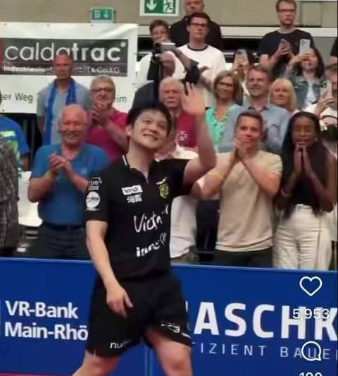 刷到樊振东在德甲打球的视频，我连夜给海外表妹发了条消息：这3招解决卡顿，追剧看球再也不转圈