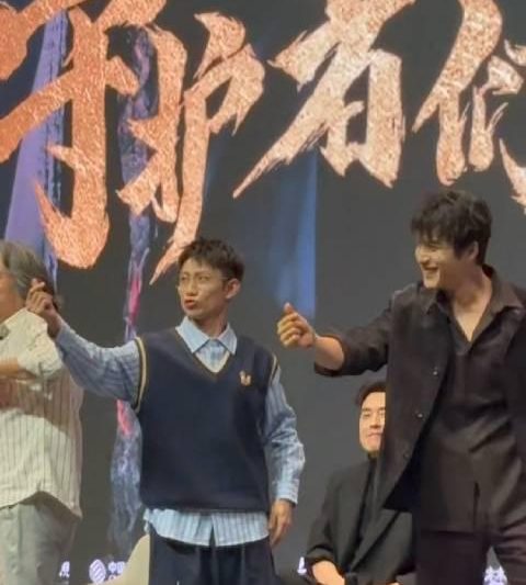 海外华人追剧指南：3招解决国内视频卡顿限制，轻松看韩东君比心名场面