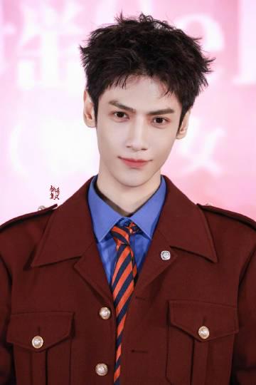 海外华人追剧必看:轻松解锁国内影视资源限制的实用技巧