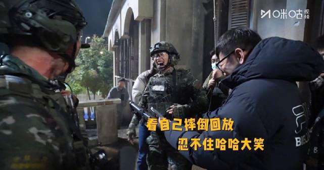 《猎豹》幕后曝光:史彭元片场摔伤仍坚持拍摄,敬业精神获赞无数