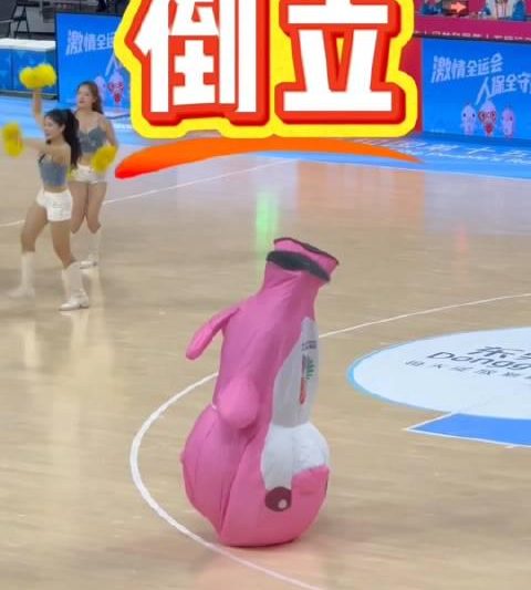 揭秘全运会吉祥物幕后！大湾鸡扮演者0帧起手绝活震撼全网