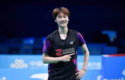 刷到陈雨菲夺冠视频时,我正卡在海外追剧的转圈圈里——原来我们都困在‘地区限制’的围墙中