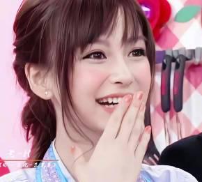 海外华人追剧困扰解决方案:从Angelababy高中旧照看如何突破地区限制流畅观影