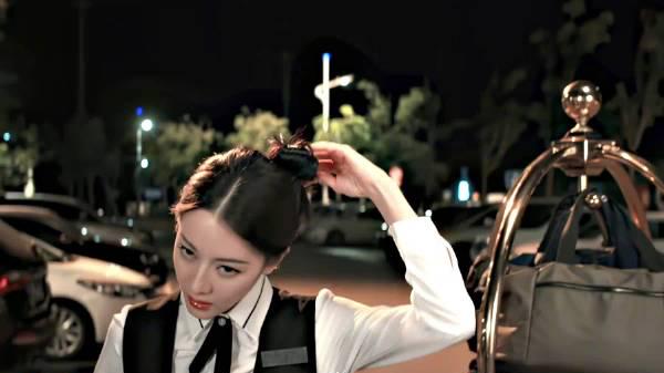 迪丽热巴惊艳亮相!顶级骨相被赞女娲炫技,新剧即将上线