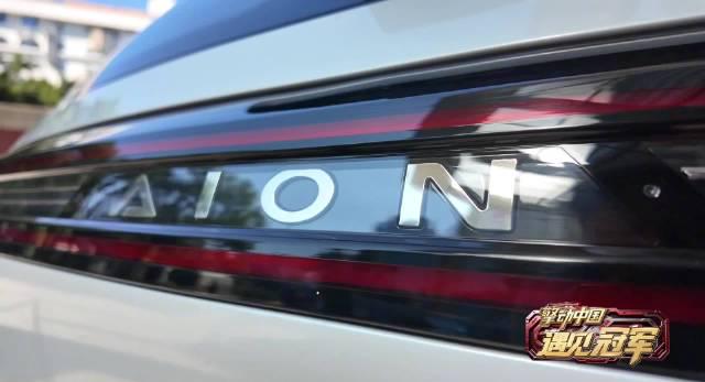 花游选手每周必上芭蕾课！揭秘水上芭蕾背后的「陆地修炼」秘籍