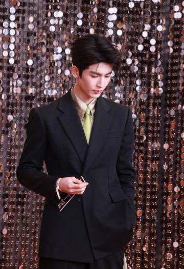 海外华人追剧遇阻?实测5种方法突破地区限制,轻松观看国内热门影视综艺