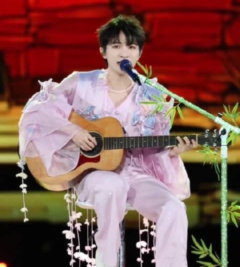 海外华人如何解锁地区限制？3步教你重温周深治愈版《成都》