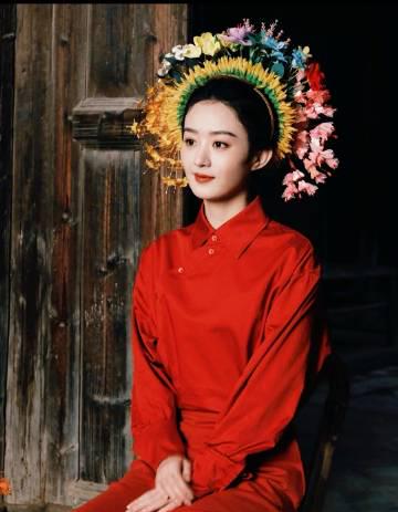 赵丽颖簪花造型惊艳出圈，非遗文化成考公热点素材背后的深层解读