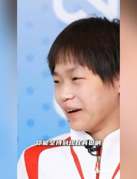 全红婵复出首秀夺冠!每天冰敷咬牙坚持,她的笑容背后藏着多少伤痛?