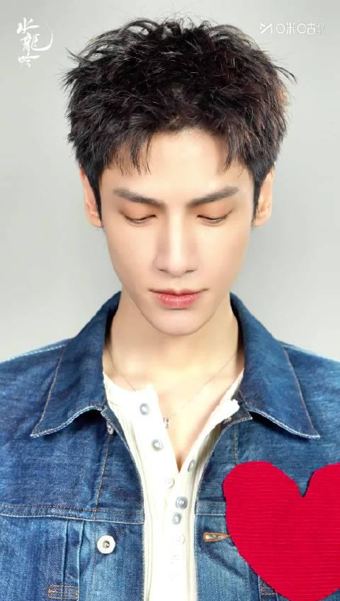 罗云熙新剧神级演绎!这一推直接推上热搜,海外剧迷如何解锁追剧限制?