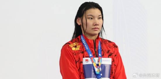 从柳雅欣夺冠看马拉松游泳:2小时11分的背后藏着什么秘密?