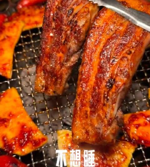 深夜放毒！美食版《天上飞》刷屏，看完只想问：明天到底吃啥好？