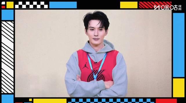 从篮球梦到荧幕明星:徐正溪的青春热血启示录