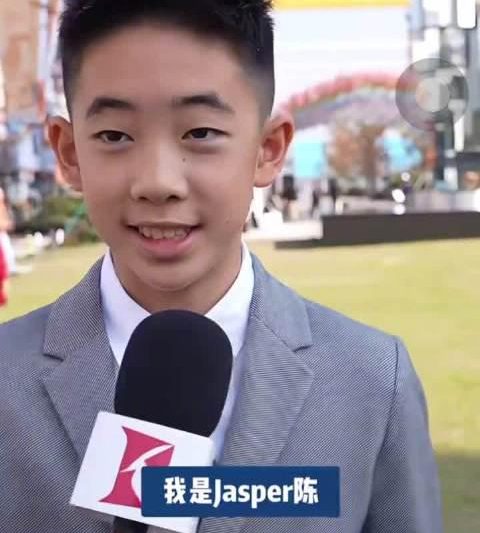 应采儿育儿经：缺席陈小春演唱会背后，藏着让孩子精通四语的秘诀