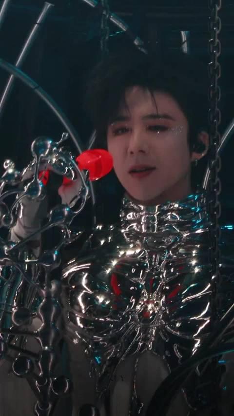 海外华人追剧听歌遇阻?三招破解地区限制,轻松解锁国内影音资源