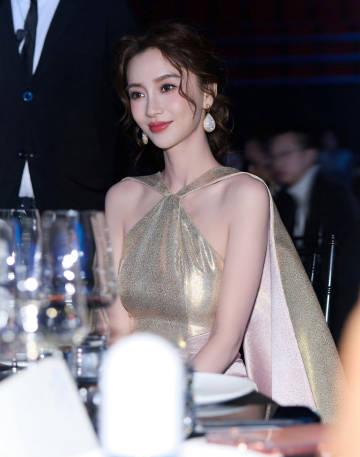 海外华人追剧难?两年后Angelababy红毯惊艳回归,背后是千万游子的娱乐困局