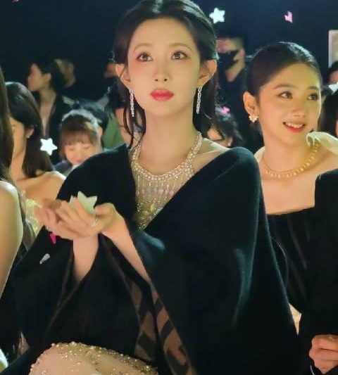 海外华人如何解除地区限制观看星光大赏？手把手教你告别卡顿与无法播放