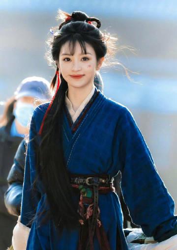 田曦薇新剧《嫁金钗》引爆期待!一人分饰两角,“双恶女”设定太带感,古装造型美出新高度