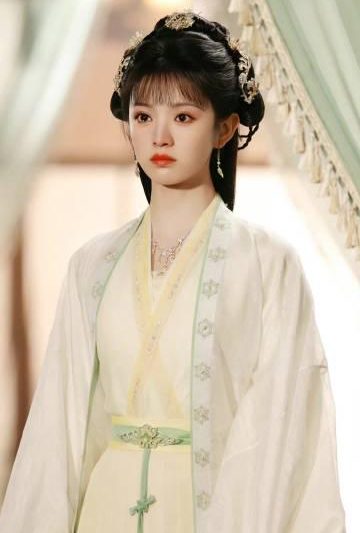 田曦薇新剧挑战“双恶女”，古装造型惊艳全网，海外剧迷如何同步追更？