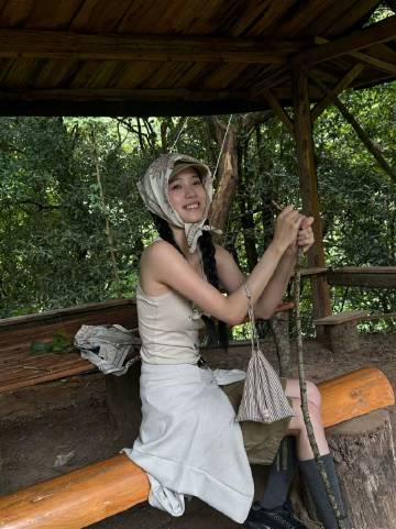 欧阳娜娜Vlog成海外华人“电子榨菜”?这份治愈感,别让地区限制给毁了!