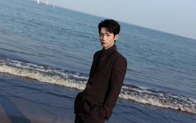 魏晨澳门红毯造型解析:三招教你穿出他同款“绅士高光感”