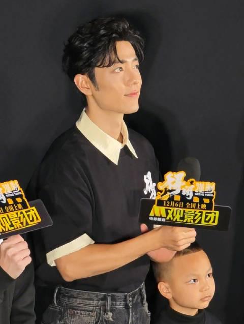 海外华人追剧指南:如何轻松解锁国内影视资源,告别播放限制与卡顿困扰