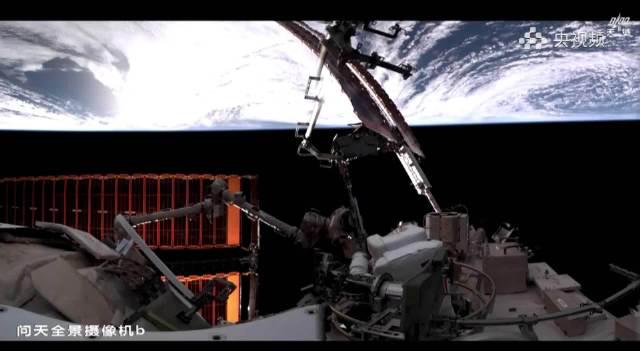 神21乘组首次出舱任务全解析：从舷窗巡检到碎片防护，太空作业有多硬核？